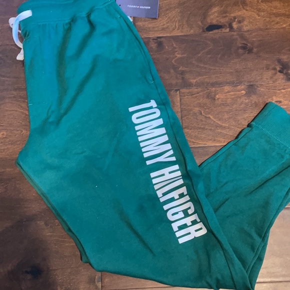 Tommy Hilfiger Mens Sweatpants Green NWT White Logo Joggers - Picture 3 of 5